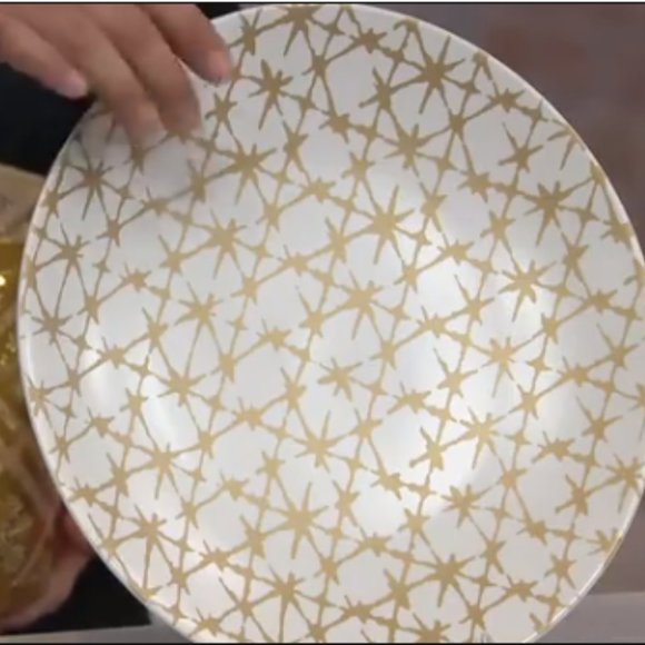 Scott Living Other - Scott Living 12 inch Round Ceramic Holiday Platter 2PK White Gold New MSRP $62